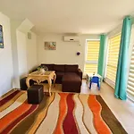 House Black Sea Апартамент *