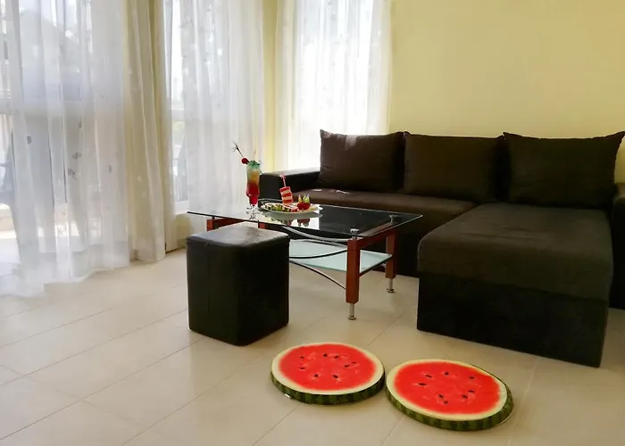 House Black Sea شقة ابزور