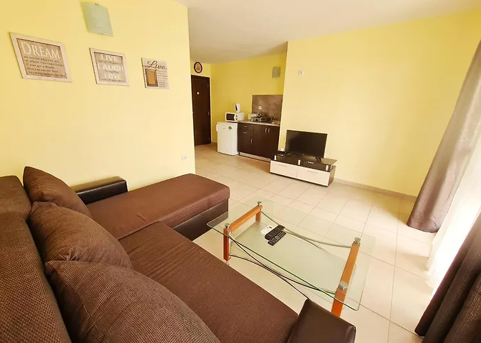 House Black Sea شقة *